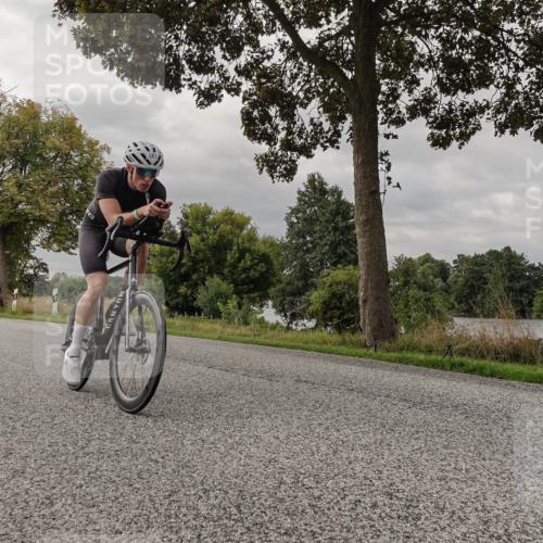 30.08.2026 - Elbe Triathlon Hamburg Michael Burmester http://msf.ph/oto/10049916 30.08.2026 09:55:53 Radfahren 397, 399, 410, 437, 576, 788, 843, 872 meine-sportfotos.de