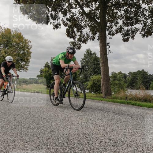 30.08.2026 - Elbe Triathlon Hamburg Michael Burmester http://msf.ph/oto/10049923 30.08.2026 09:55:56 Radfahren 399, 410, 437, 576, 756, 788, 872 meine-sportfotos.de