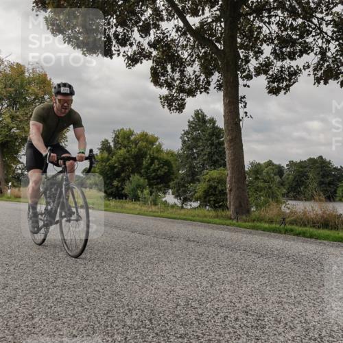 30.08.2026 - Elbe Triathlon Hamburg Michael Burmester http://msf.ph/oto/10049930 30.08.2026 09:55:57 Radfahren 399, 410, 437, 576, 581, 756, 788, 872 meine-sportfotos.de
