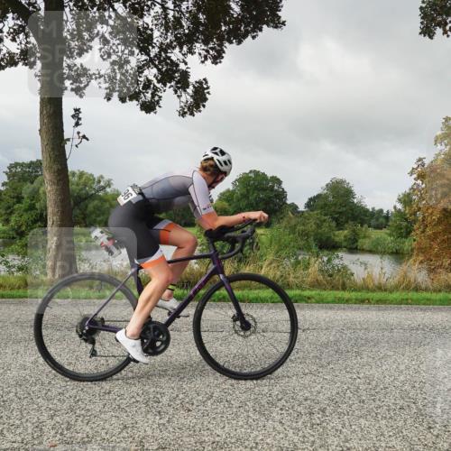 30.08.2026 - Elbe Triathlon Hamburg Michael Burmester http://msf.ph/oto/10049936 30.08.2026 09:41:10 Radfahren 294, 359, 540, 563, 595, 756, 768, 802, 1896 meine-sportfotos.de