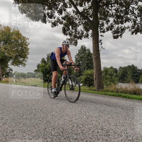 30.08.2026 - Elbe Triathlon Hamburg Michael Burmester http://msf.ph/oto/10049945 30.08.2026 09:56:05 Radfahren 581, 756, 902, 969 meine-sportfotos.de