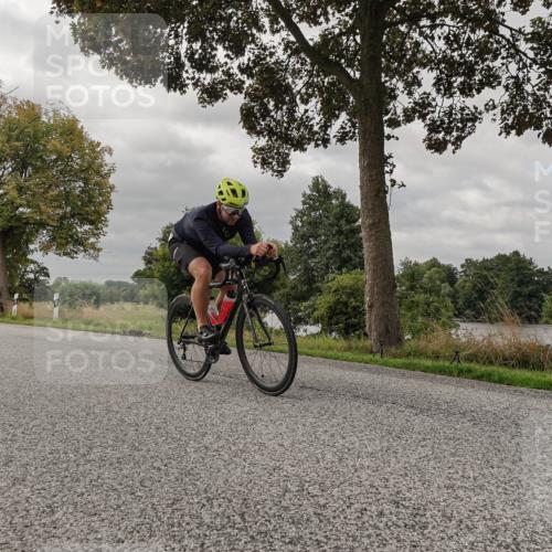 30.08.2026 - Elbe Triathlon Hamburg Michael Burmester http://msf.ph/oto/10049954 30.08.2026 09:56:15 Radfahren 451, 544, 626, 657, 797 meine-sportfotos.de