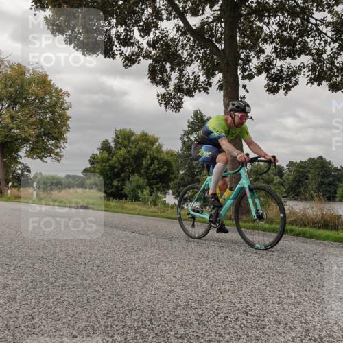 30.08.2026 - Elbe Triathlon Hamburg Michael Burmester http://msf.ph/oto/10049965 30.08.2026 09:56:17 Radfahren 451, 544, 626, 657, 797, 983 meine-sportfotos.de