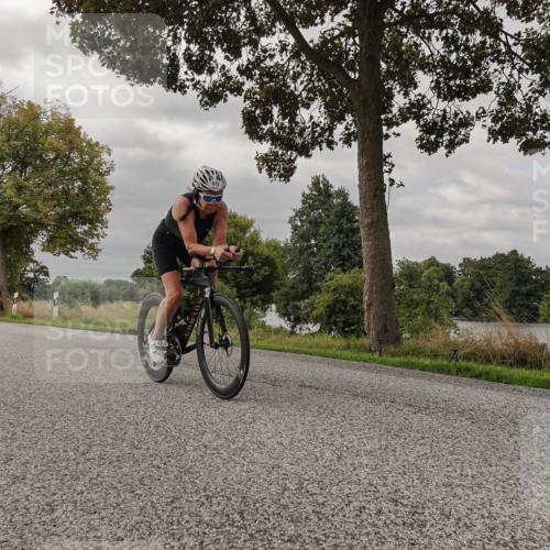 30.08.2026 - Elbe Triathlon Hamburg Michael Burmester http://msf.ph/oto/10049970 30.08.2026 09:56:23 Radfahren 363, 626, 883, 983 meine-sportfotos.de