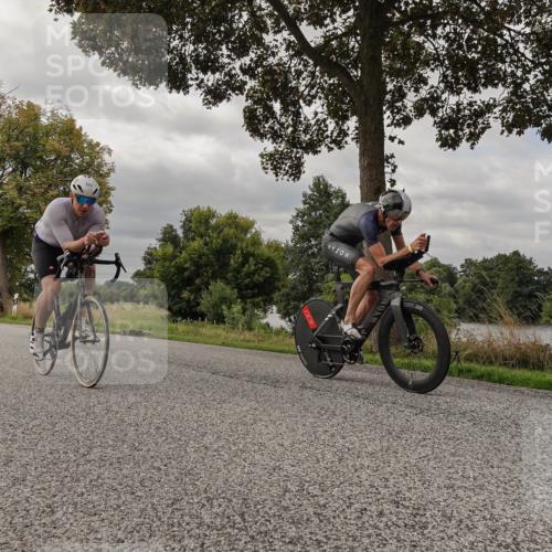 30.08.2026 - Elbe Triathlon Hamburg Michael Burmester http://msf.ph/oto/10050010 30.08.2026 09:56:53 Radfahren 543, 604, 771, 901, 962 meine-sportfotos.de