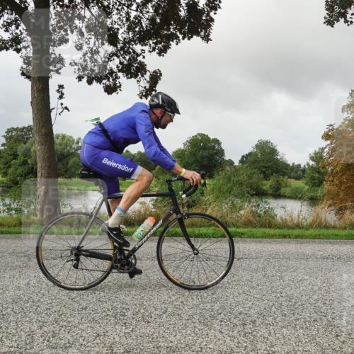 30.08.2026 - Elbe Triathlon Hamburg Michael Burmester http://msf.ph/oto/10050046 30.08.2026 09:41:55 Radfahren 446, 491 meine-sportfotos.de