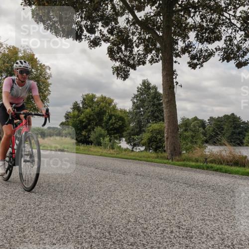 30.08.2026 - Elbe Triathlon Hamburg Michael Burmester http://msf.ph/oto/10050075 30.08.2026 09:57:26 Radfahren 261, 658, 698, 747, 810, 887, 1896 meine-sportfotos.de