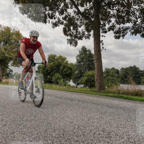 30.08.2026 - Elbe Triathlon Hamburg Michael Burmester http://msf.ph/oto/10050093 30.08.2026 09:57:41 Radfahren 569, 734, 737, 976 meine-sportfotos.de