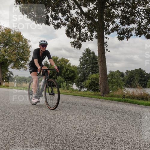 30.08.2026 - Elbe Triathlon Hamburg Michael Burmester http://msf.ph/oto/10050145 30.08.2026 09:58:14 Radfahren 403, 404, 429, 585, 590, 785, 897 meine-sportfotos.de
