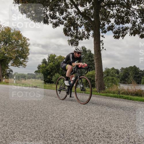 30.08.2026 - Elbe Triathlon Hamburg Michael Burmester http://msf.ph/oto/10050203 30.08.2026 09:58:44 Radfahren 464, 513, 746, 950 meine-sportfotos.de