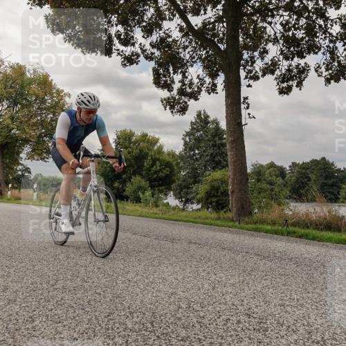 30.08.2026 - Elbe Triathlon Hamburg Michael Burmester http://msf.ph/oto/10050233 30.08.2026 09:59:03 Radfahren 299, 409, 491, 579, 580, 605, 664, 691, 718, 802 meine-sportfotos.de