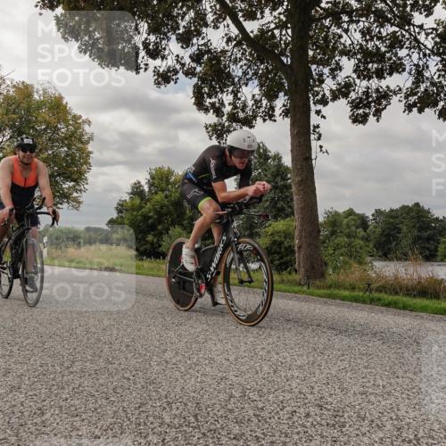 30.08.2026 - Elbe Triathlon Hamburg Michael Burmester http://msf.ph/oto/10050236 30.08.2026 09:59:04 Radfahren 299, 409, 491, 579, 580, 605, 647, 691, 718, 802 meine-sportfotos.de