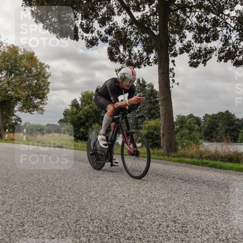 30.08.2026 - Elbe Triathlon Hamburg Michael Burmester http://msf.ph/oto/10050240 30.08.2026 09:59:06 Radfahren 299, 491, 495, 579, 580, 605, 647, 691, 718, 802 meine-sportfotos.de