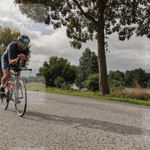 30.08.2026 - Elbe Triathlon Hamburg Michael Burmester http://msf.ph/oto/10050369 30.08.2026 10:01:09 Radfahren 650, 671, 675, 699, 700, 705, 831 meine-sportfotos.de