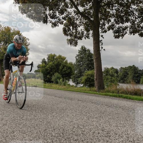 30.08.2026 - Elbe Triathlon Hamburg Michael Burmester http://msf.ph/oto/10050394 30.08.2026 10:01:30 Radfahren 264, 475, 618, 637, 782 meine-sportfotos.de