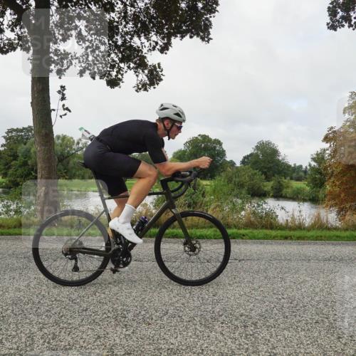 30.08.2026 - Elbe Triathlon Hamburg Michael Burmester http://msf.ph/oto/10050453 30.08.2026 09:44:24 Radfahren 248, 317, 367, 394, 558, 750, 779 meine-sportfotos.de