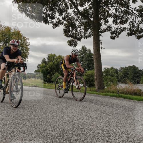 30.08.2026 - Elbe Triathlon Hamburg Michael Burmester http://msf.ph/oto/10050489 30.08.2026 10:02:56 Radfahren 493, 582, 598, 639, 670, 862, 870, 942, 978, 1894 meine-sportfotos.de