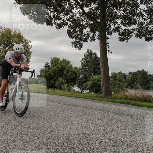 30.08.2026 - Elbe Triathlon Hamburg Michael Burmester http://msf.ph/oto/10050533 30.08.2026 10:03:27 Radfahren 499, 681, 873 meine-sportfotos.de