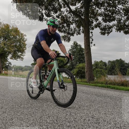 30.08.2026 - Elbe Triathlon Hamburg Michael Burmester http://msf.ph/oto/10050545 30.08.2026 10:03:41 Radfahren 572, 672, 764, 795, 824, 945 meine-sportfotos.de