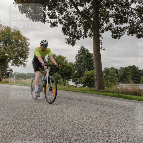 30.08.2026 - Elbe Triathlon Hamburg Michael Burmester http://msf.ph/oto/10050563 30.08.2026 10:03:47 Radfahren 426, 536, 764, 795, 945 meine-sportfotos.de