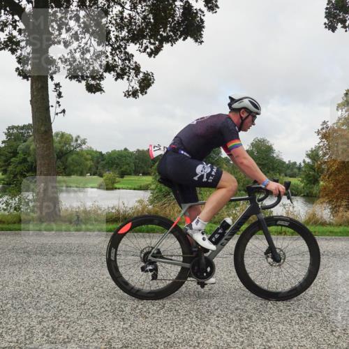 30.08.2026 - Elbe Triathlon Hamburg Michael Burmester http://msf.ph/oto/10050603 30.08.2026 09:45:29 Radfahren 321, 467, 751, 869, 882 meine-sportfotos.de