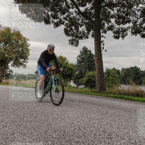 30.08.2026 - Elbe Triathlon Hamburg Michael Burmester http://msf.ph/oto/10050611 30.08.2026 10:04:25 Radfahren 553, 623, 974 meine-sportfotos.de
