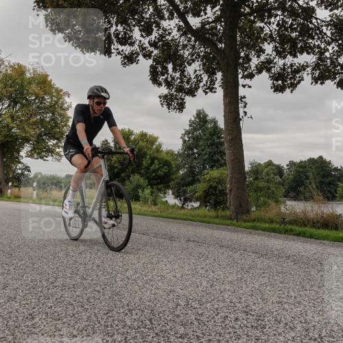 30.08.2026 - Elbe Triathlon Hamburg Michael Burmester http://msf.ph/oto/10050629 30.08.2026 10:04:50 Radfahren 660, 679, 796 meine-sportfotos.de