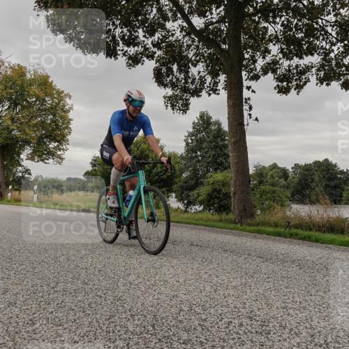 30.08.2026 - Elbe Triathlon Hamburg Michael Burmester http://msf.ph/oto/10050632 30.08.2026 10:04:53 Radfahren 660, 679 meine-sportfotos.de