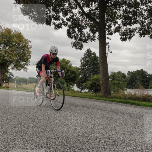 30.08.2026 - Elbe Triathlon Hamburg Michael Burmester http://msf.ph/oto/10050714 30.08.2026 10:06:20 Radfahren 687, 715, 806, 816 meine-sportfotos.de