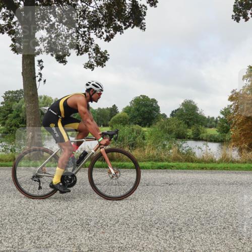 30.08.2026 - Elbe Triathlon Hamburg Michael Burmester http://msf.ph/oto/10050750 30.08.2026 09:46:28 Radfahren 343, 412, 414, 426, 484, 493, 568, 589, 718, 725, 782 meine-sportfotos.de