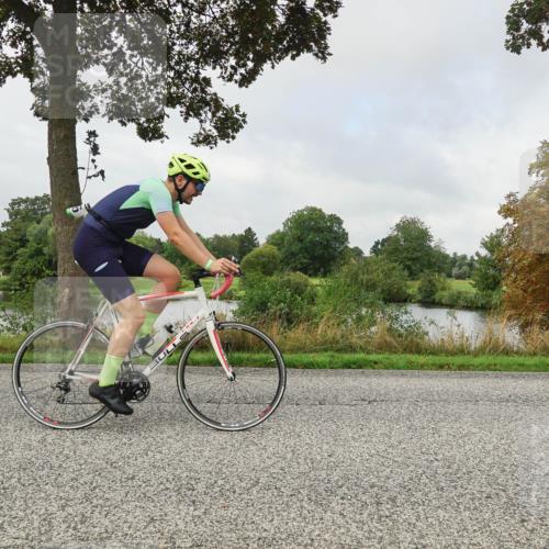 30.08.2026 - Elbe Triathlon Hamburg Michael Burmester http://msf.ph/oto/10050762 30.08.2026 09:46:35 Radfahren 369, 426, 460, 589, 675, 699, 818 meine-sportfotos.de
