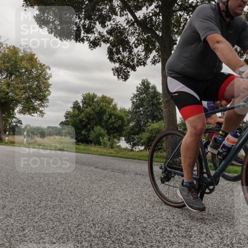 30.08.2026 - Elbe Triathlon Hamburg Michael Burmester http://msf.ph/oto/10050784 30.08.2026 10:07:23 Radfahren 468, 573, 903, 917 meine-sportfotos.de