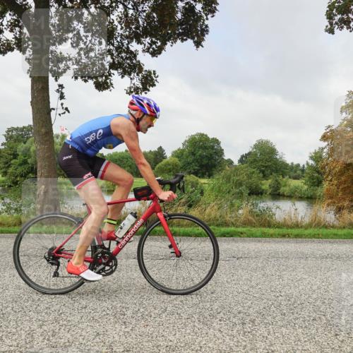 30.08.2026 - Elbe Triathlon Hamburg Michael Burmester http://msf.ph/oto/10050829 30.08.2026 09:47:34 Radfahren 260, 327, 358, 552, 809, 868 meine-sportfotos.de