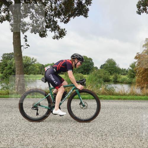 30.08.2026 - Elbe Triathlon Hamburg Michael Burmester http://msf.ph/oto/10050838 30.08.2026 09:47:36 Radfahren 260, 327, 358, 388, 552, 809, 868 meine-sportfotos.de