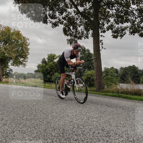 30.08.2026 - Elbe Triathlon Hamburg Michael Burmester http://msf.ph/oto/10050919 30.08.2026 10:08:39 Radfahren 509, 634, 676, 686, 709, 736, 834, 889, 908 meine-sportfotos.de