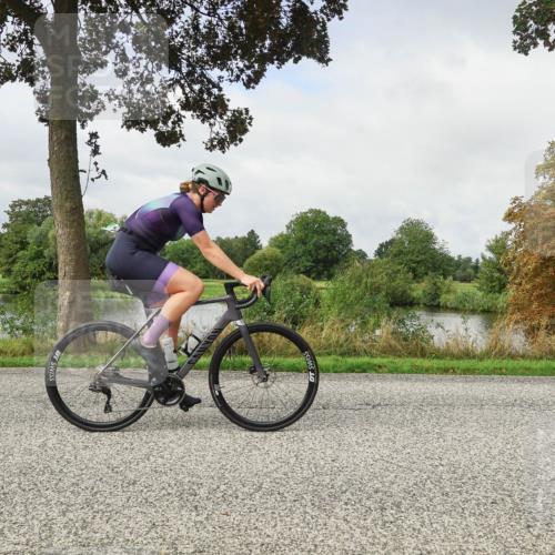 30.08.2026 - Elbe Triathlon Hamburg Michael Burmester http://msf.ph/oto/10050924 30.08.2026 09:48:48 Radfahren 384, 395, 496, 588, 806, 816 meine-sportfotos.de