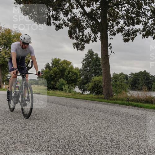 30.08.2026 - Elbe Triathlon Hamburg Michael Burmester http://msf.ph/oto/10050949 30.08.2026 10:09:00 Radfahren 431, 435, 560, 600, 680, 842, 876 meine-sportfotos.de