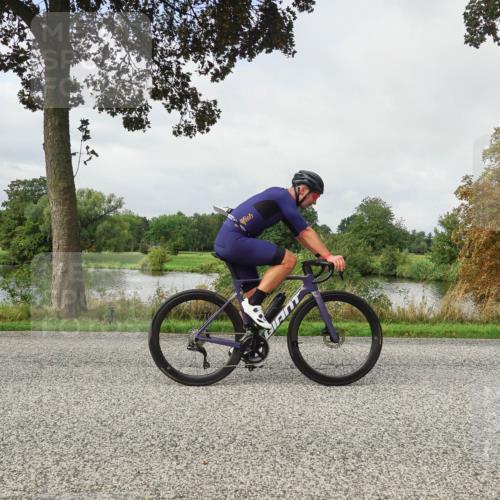 30.08.2026 - Elbe Triathlon Hamburg Michael Burmester http://msf.ph/oto/10050970 30.08.2026 09:49:28 Radfahren 279, 391, 405, 420, 476, 597, 681, 766 meine-sportfotos.de
