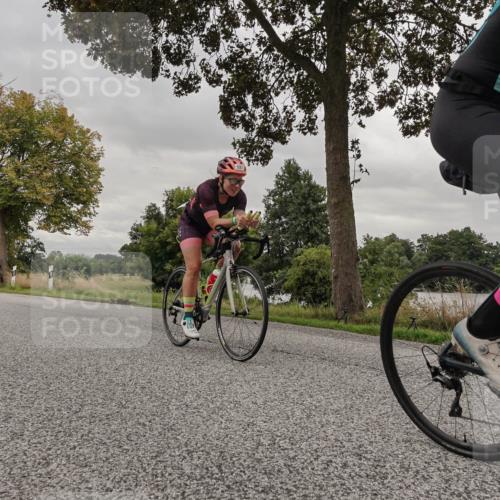 30.08.2026 - Elbe Triathlon Hamburg Michael Burmester http://msf.ph/oto/10051011 30.08.2026 10:09:54 Radfahren 529, 570, 690, 858, 937, 967 meine-sportfotos.de
