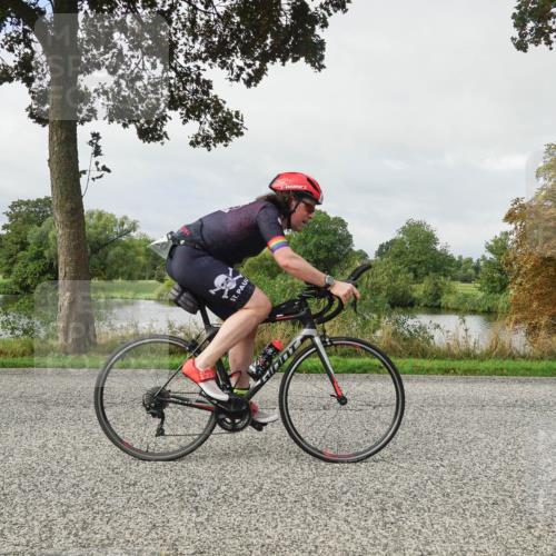 30.08.2026 - Elbe Triathlon Hamburg Michael Burmester http://msf.ph/oto/10051065 30.08.2026 09:51:09 Radfahren 492, 696, 708, 754 meine-sportfotos.de