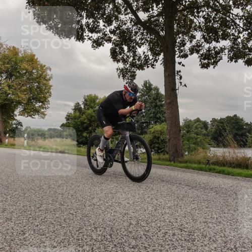 30.08.2026 - Elbe Triathlon Hamburg Michael Burmester http://msf.ph/oto/10051094 30.08.2026 10:10:51 Radfahren 497, 731, 756, 979 meine-sportfotos.de