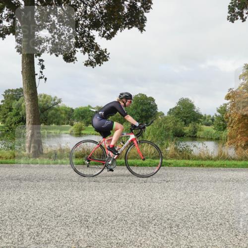 30.08.2026 - Elbe Triathlon Hamburg Michael Burmester http://msf.ph/oto/10051104 30.08.2026 09:51:34 Radfahren 431, 482, 736, 842, 865, 905 meine-sportfotos.de