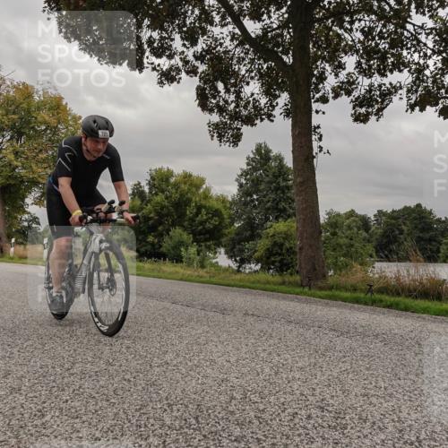 30.08.2026 - Elbe Triathlon Hamburg Michael Burmester http://msf.ph/oto/10051109 30.08.2026 10:11:08 Radfahren 617, 729, 749, 927 meine-sportfotos.de