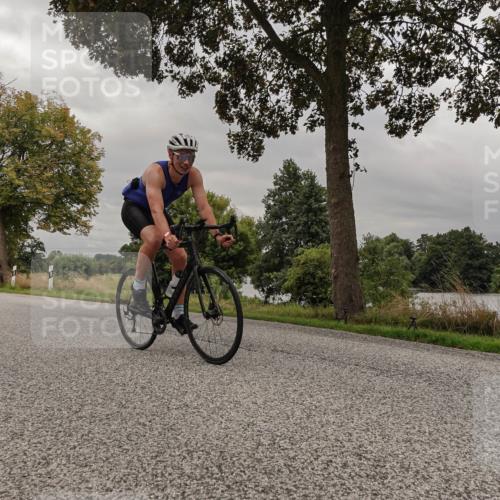 30.08.2026 - Elbe Triathlon Hamburg Michael Burmester http://msf.ph/oto/10051126 30.08.2026 10:11:20 Radfahren 581, 621, 633, 713, 836, 920 meine-sportfotos.de