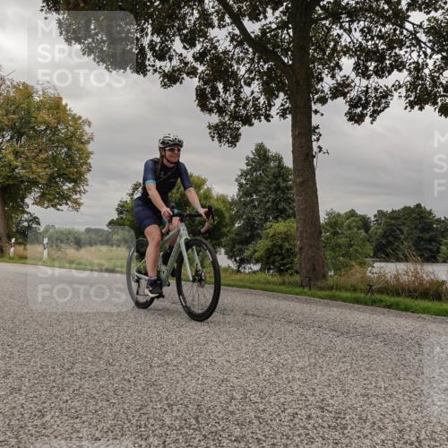 30.08.2026 - Elbe Triathlon Hamburg Michael Burmester http://msf.ph/oto/10051128 30.08.2026 10:11:22 Radfahren 581, 621, 713, 836, 920 meine-sportfotos.de