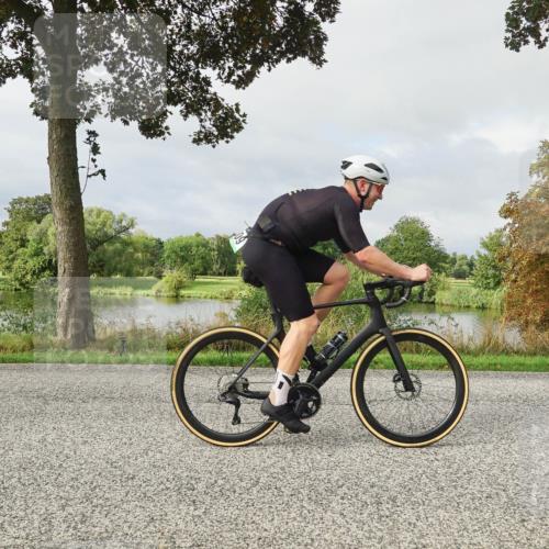 30.08.2026 - Elbe Triathlon Hamburg Michael Burmester http://msf.ph/oto/10051130 30.08.2026 09:51:45 Radfahren 381, 554, 602, 609, 683, 763, 840 meine-sportfotos.de