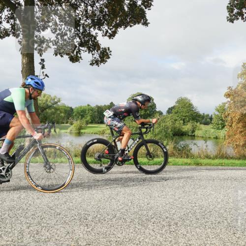 30.08.2026 - Elbe Triathlon Hamburg Michael Burmester http://msf.ph/oto/10051137 30.08.2026 09:51:55 Radfahren 538, 587, 686, 690, 792, 916 meine-sportfotos.de