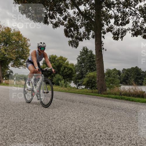 30.08.2026 - Elbe Triathlon Hamburg Michael Burmester http://msf.ph/oto/10051145 30.08.2026 10:11:35 Radfahren 557, 678, 808, 907 meine-sportfotos.de