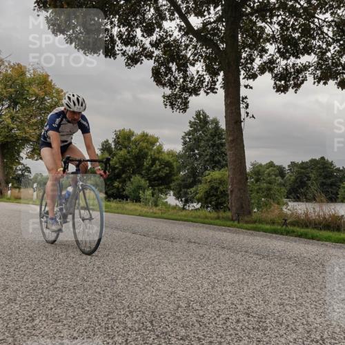 30.08.2026 - Elbe Triathlon Hamburg Michael Burmester http://msf.ph/oto/10051165 30.08.2026 10:12:02 Radfahren 711, 742, 757, 843, 969 meine-sportfotos.de