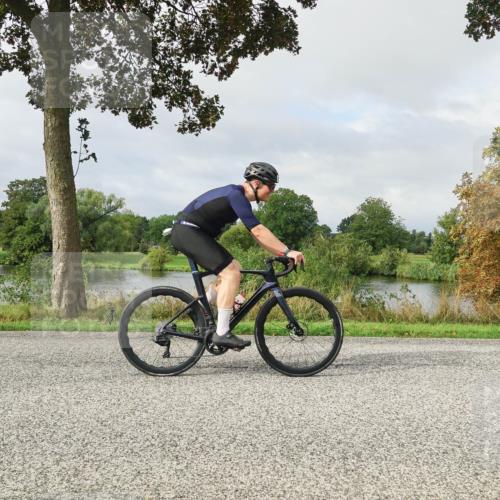 30.08.2026 - Elbe Triathlon Hamburg Michael Burmester http://msf.ph/oto/10051174 30.08.2026 09:52:18 Radfahren 512, 524, 550, 555, 716, 783, 828, 871 meine-sportfotos.de
